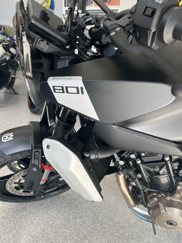 2024 HUSQVARNA SVARTPILEN 801 ROAD
