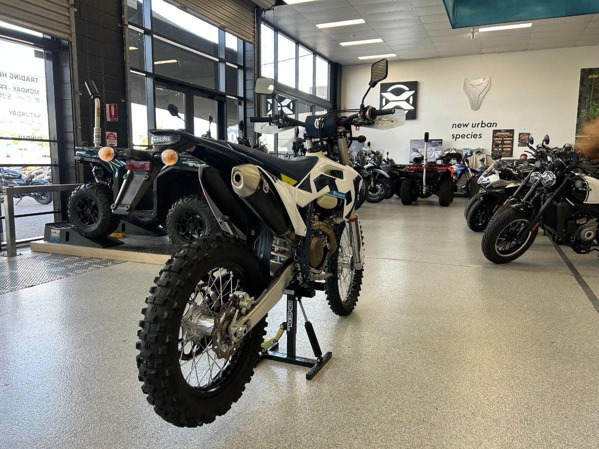 2024 HUSQVARNA FE450 ENDURO