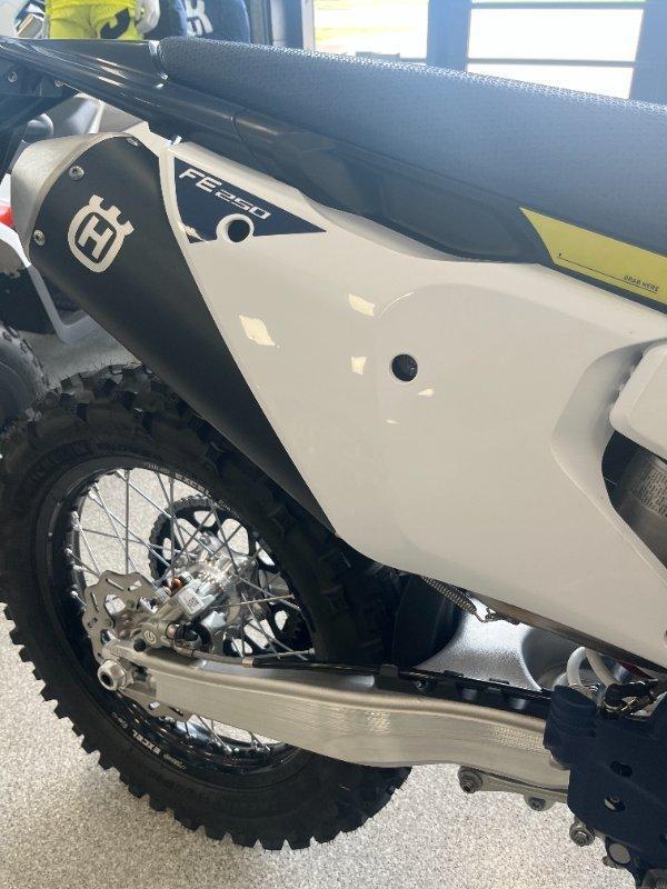 2025 HUSQVARNA FE250 ENDURO