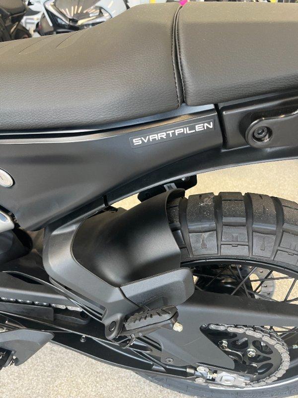 2025 HUSQVARNA SVARTPILEN 401 ROAD