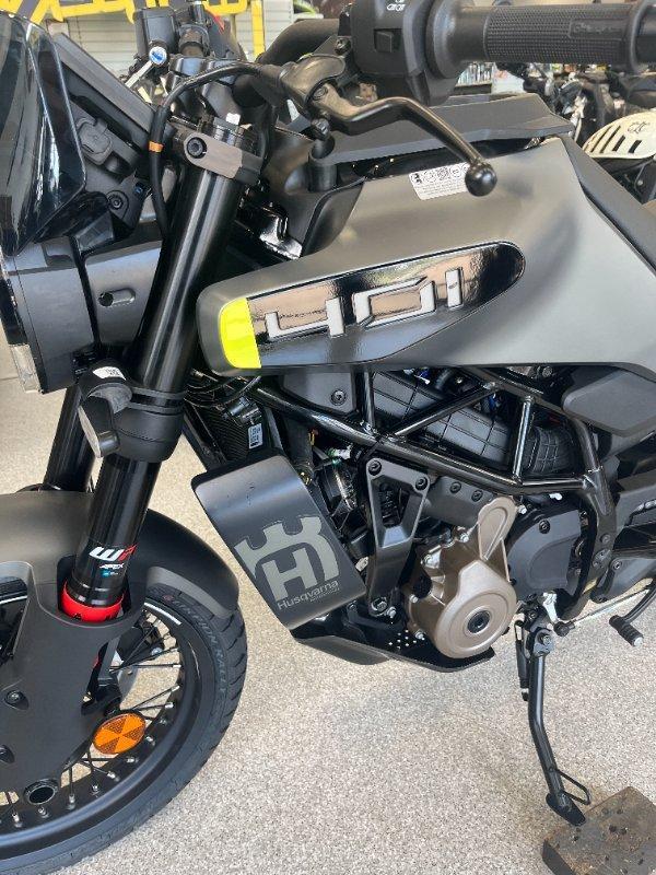 2025 HUSQVARNA SVARTPILEN 401 ROAD