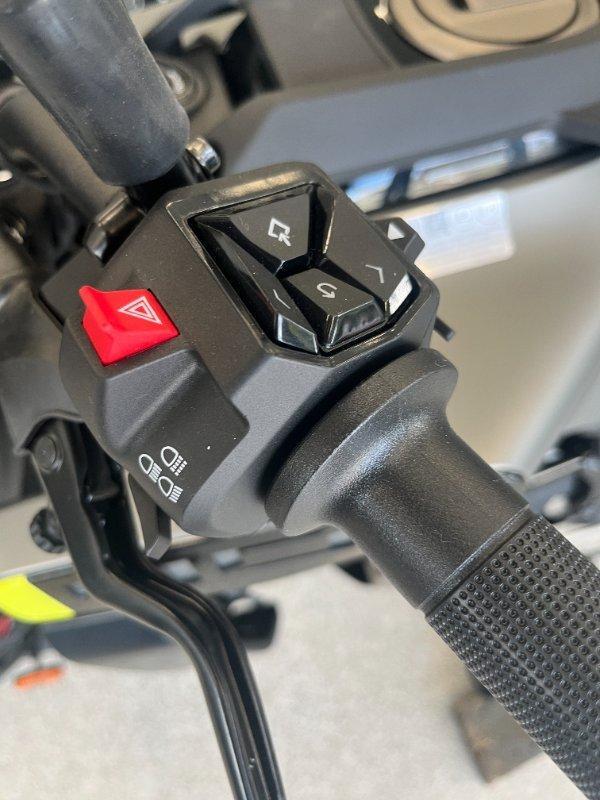 2025 HUSQVARNA SVARTPILEN 401 ROAD