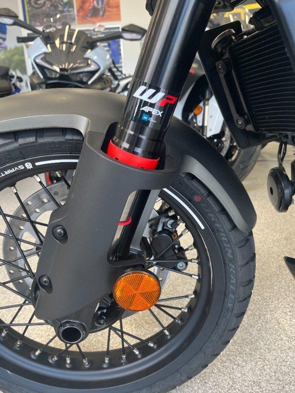 2025 HUSQVARNA SVARTPILEN 401 ROAD