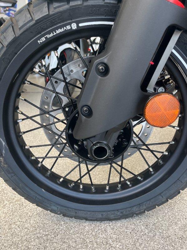 2025 HUSQVARNA SVARTPILEN 401 ROAD