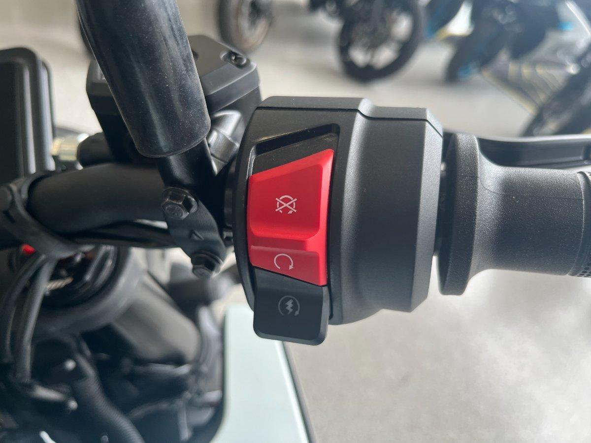 2024 HUSQVARNA VITPILEN 401 ROAD