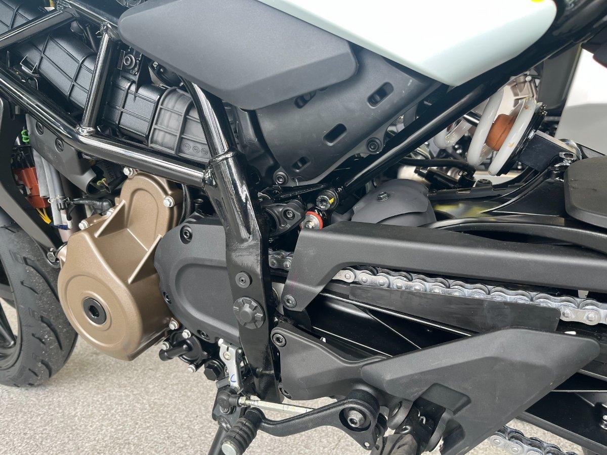 2024 HUSQVARNA VITPILEN 401 ROAD