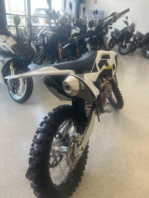 2026 HUSQVARNA FE450 ENDURO