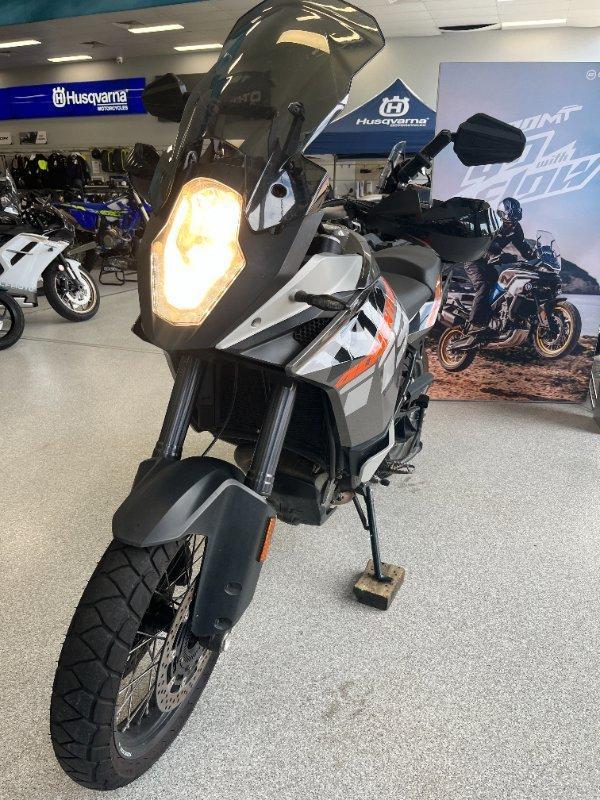 2013 KTM 1190 ADVENTURE EDS DUAL SPORTS