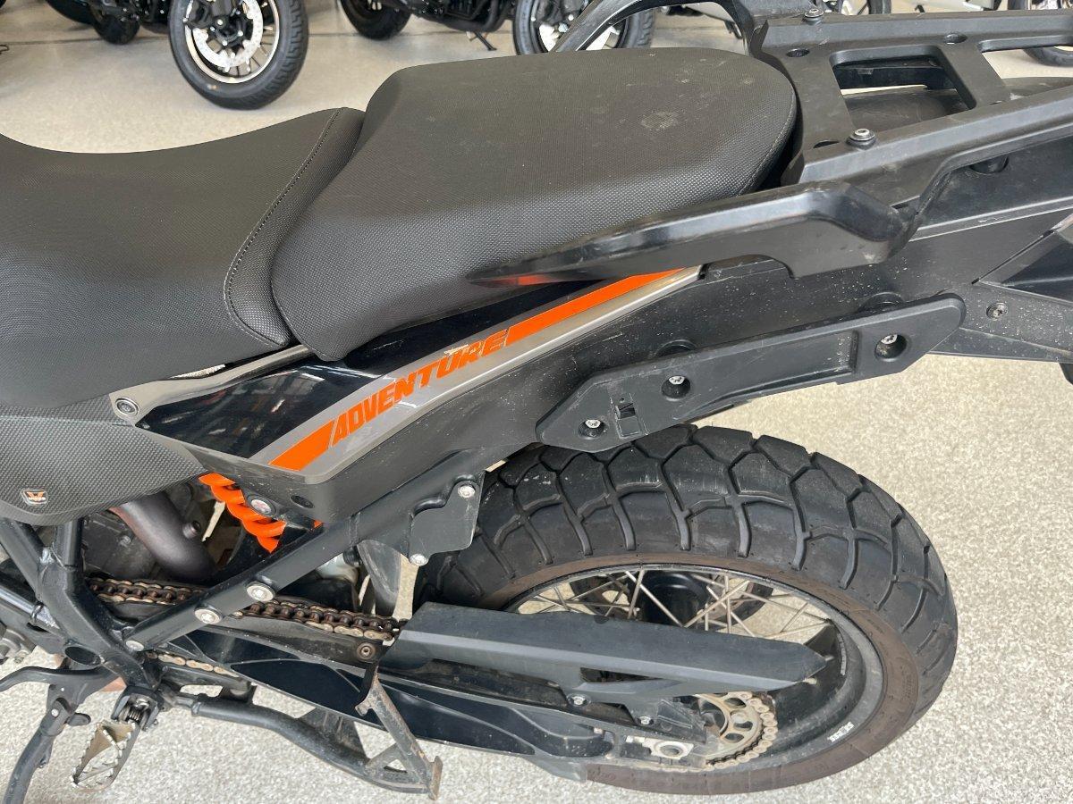 2013 KTM 1190 ADVENTURE EDS DUAL SPORTS