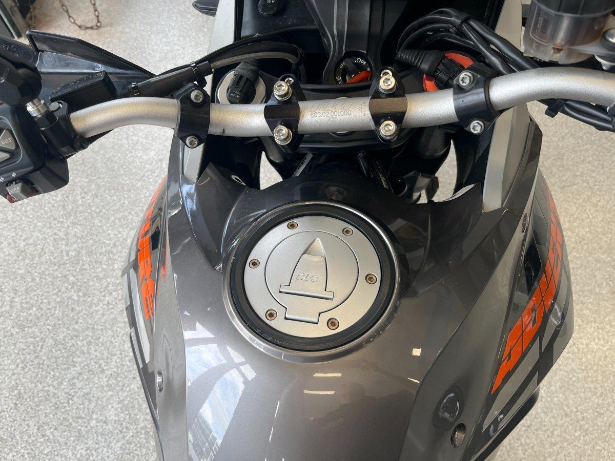 2013 KTM 1190 ADVENTURE EDS DUAL SPORTS