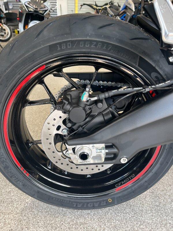 2025 CF MOTO 675 SR-R SPORTS