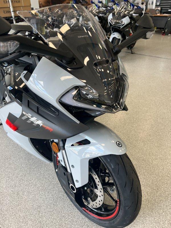 2025 CF MOTO 675 SR-R SPORTS