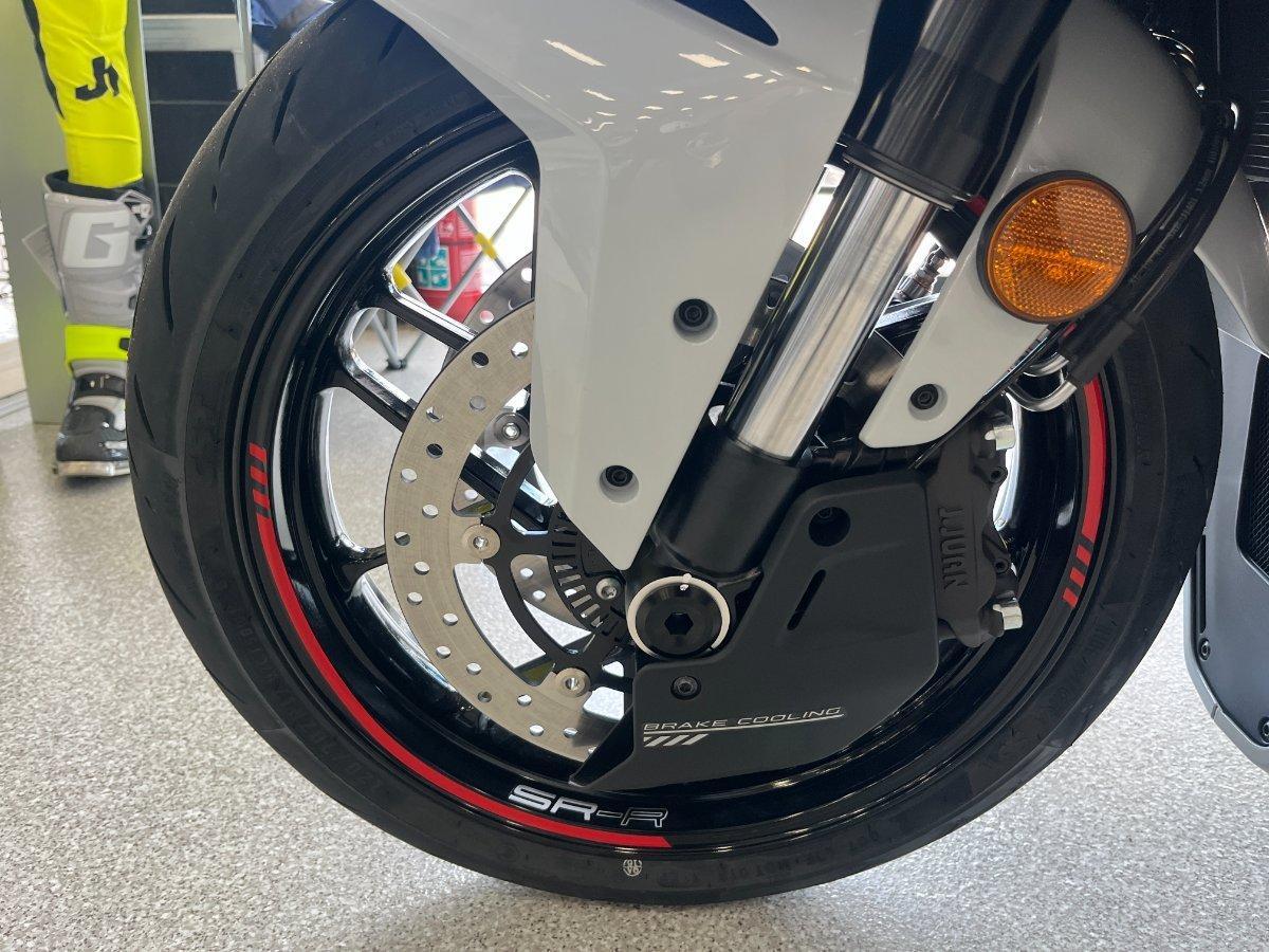 2025 CF MOTO 675 SR-R SPORTS