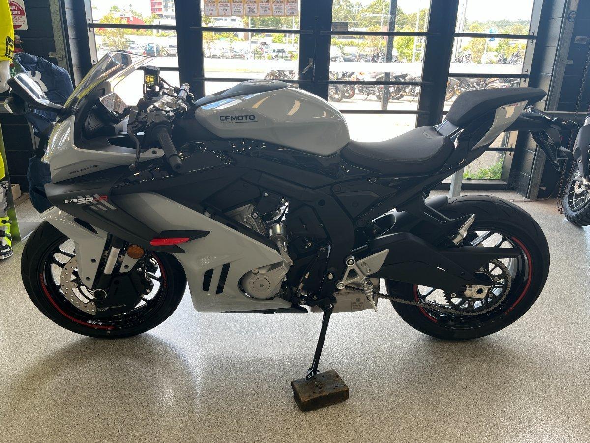 2025 CF MOTO 675 SR-R SPORTS