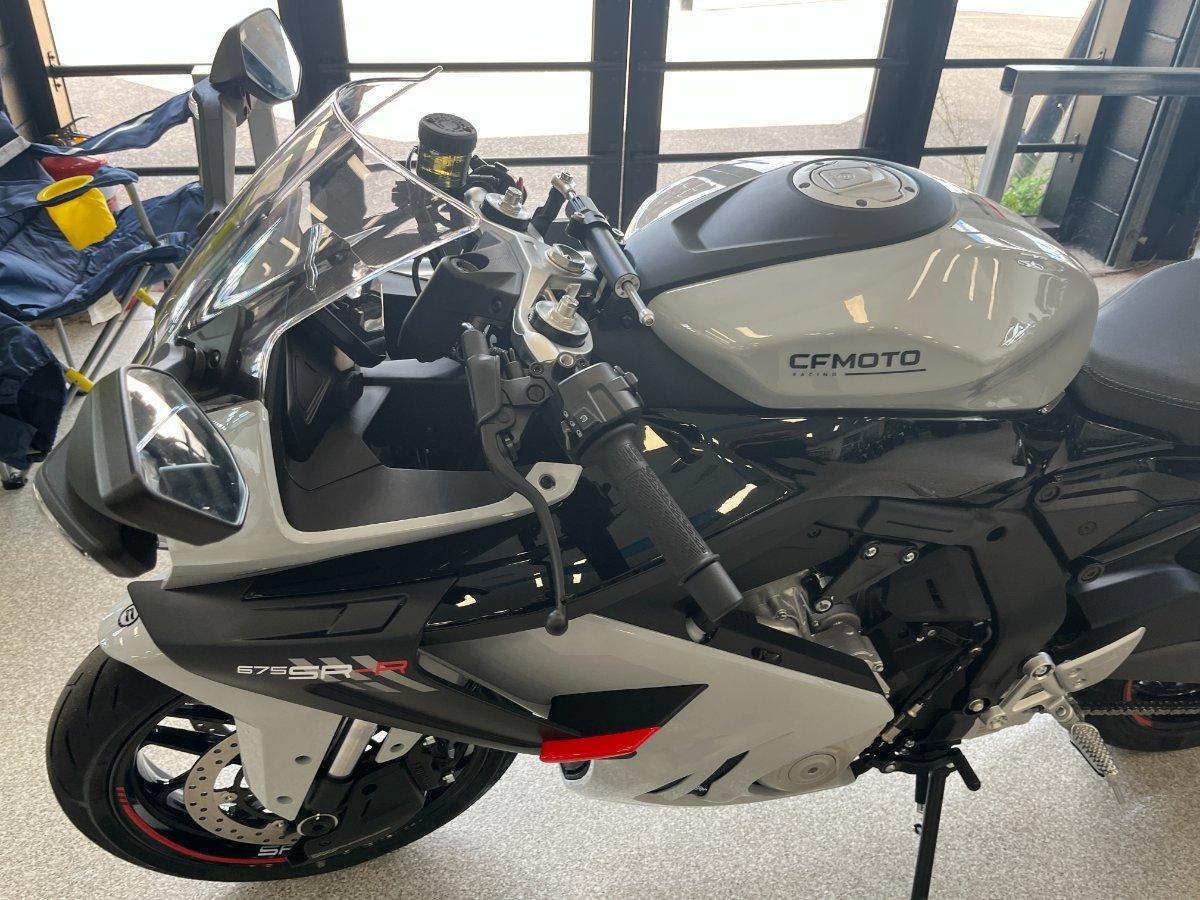 2025 CF MOTO 675 SR-R SPORTS