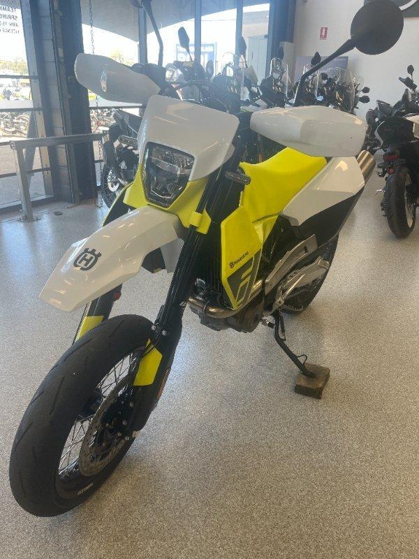 2025 HUSQVARNA 701 SUPERMOTO SUPERMOTARD