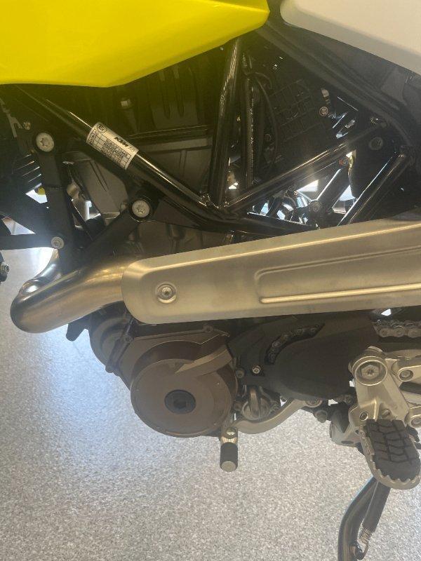 2025 HUSQVARNA 701 SUPERMOTO SUPERMOTARD