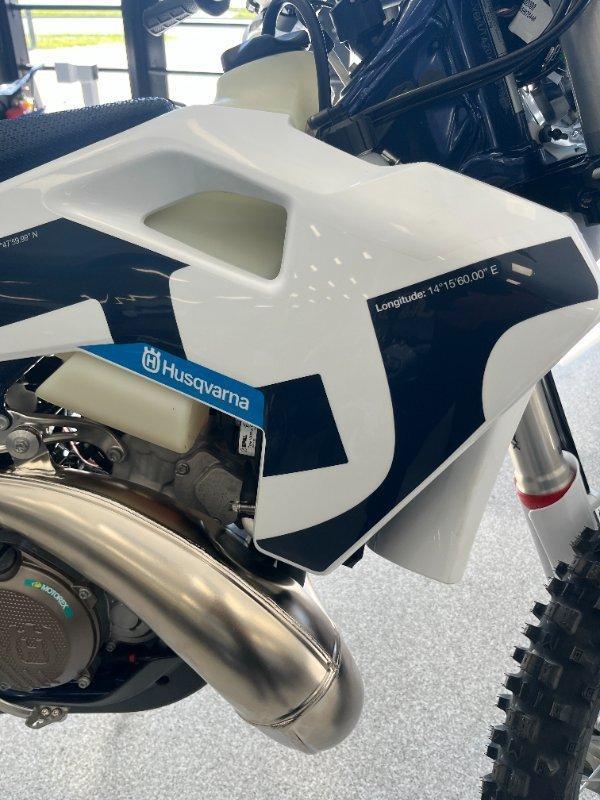 2026 HUSQVARNA TE300 ENDURO