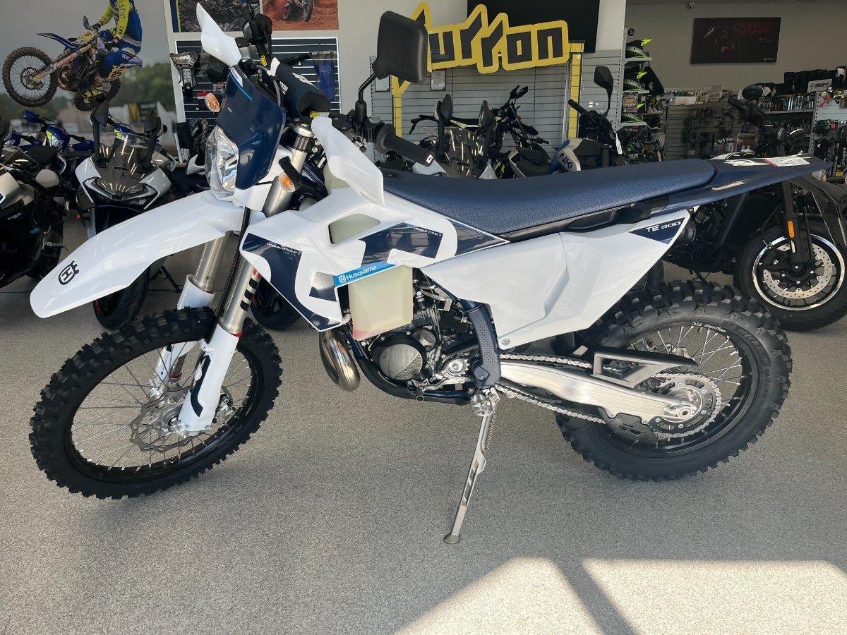 2026 HUSQVARNA TE300 ENDURO