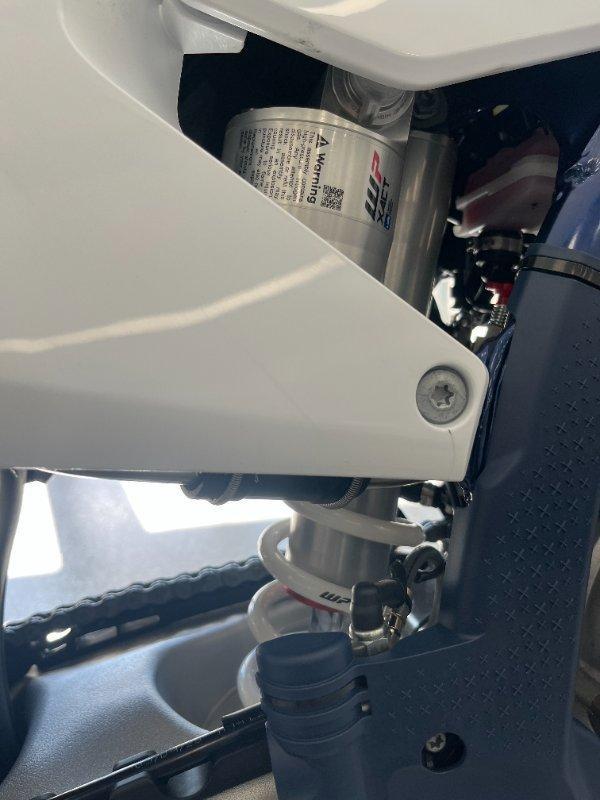 2026 HUSQVARNA TE300 ENDURO