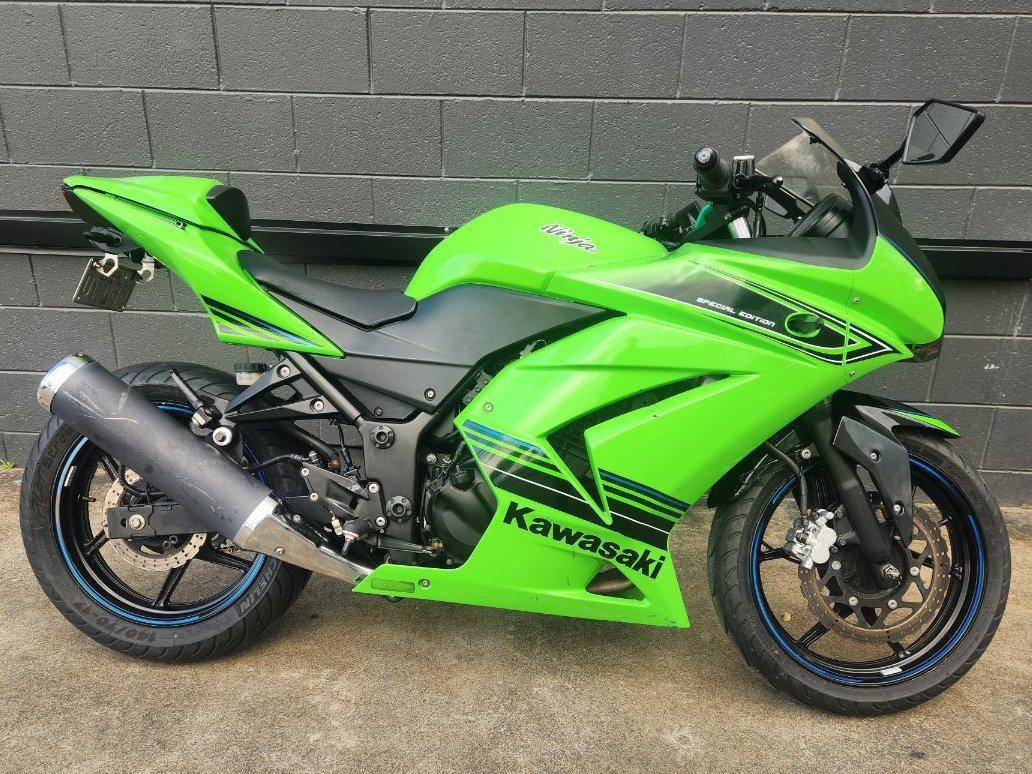 2012 KAWASAKI NINJA 250R (EX250) SPORTS