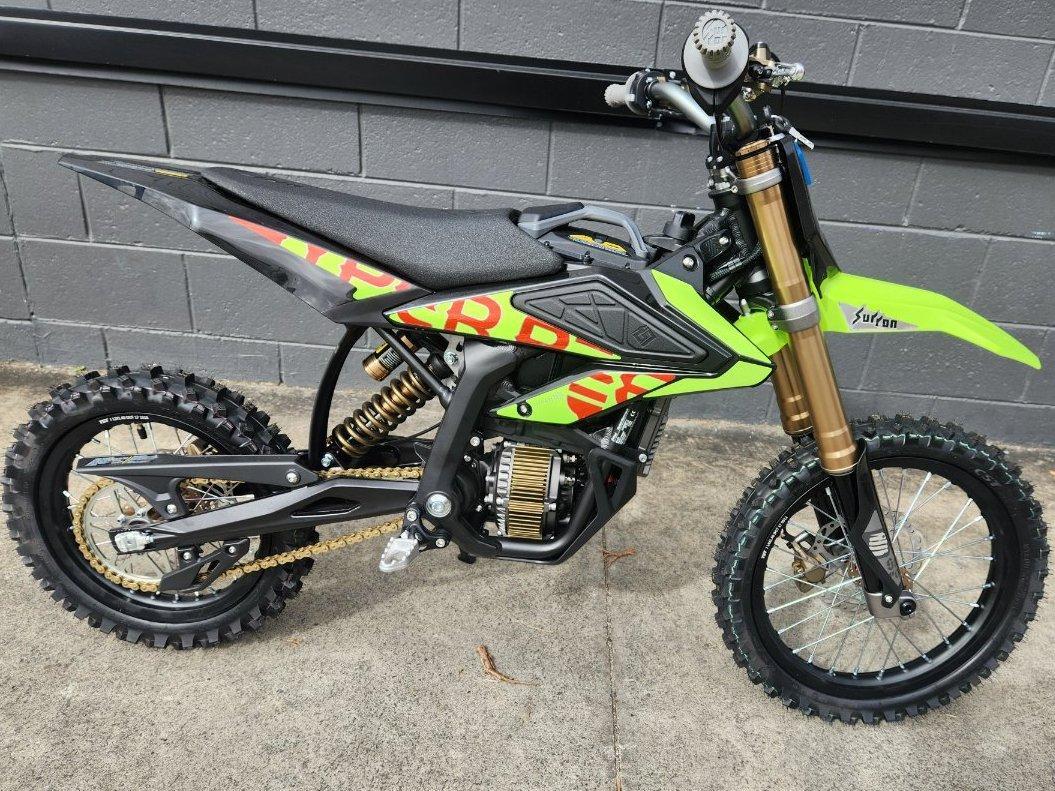 2025 SUR-RON HYPER BEE 14/12 TRAIL