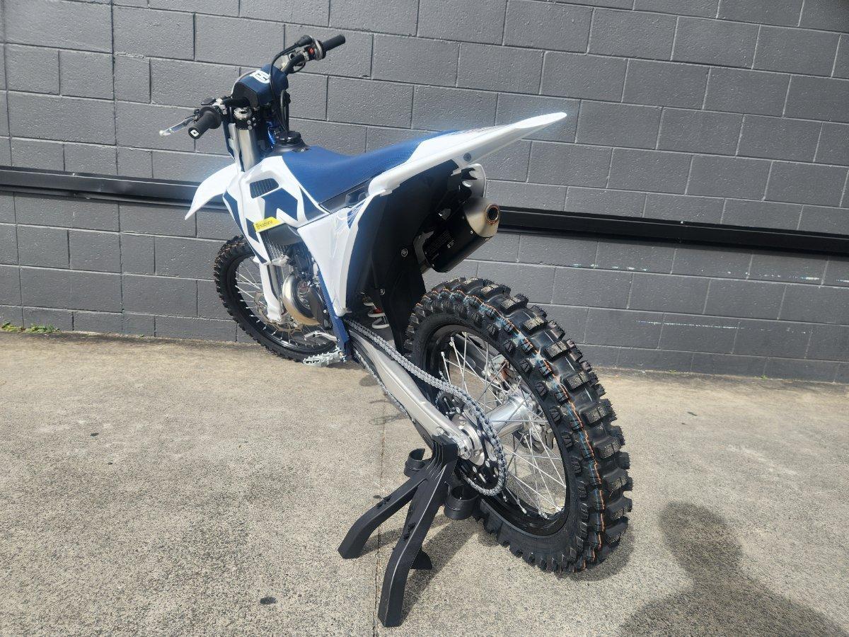 2026 HUSQVARNA FC250 MOTOCROSS