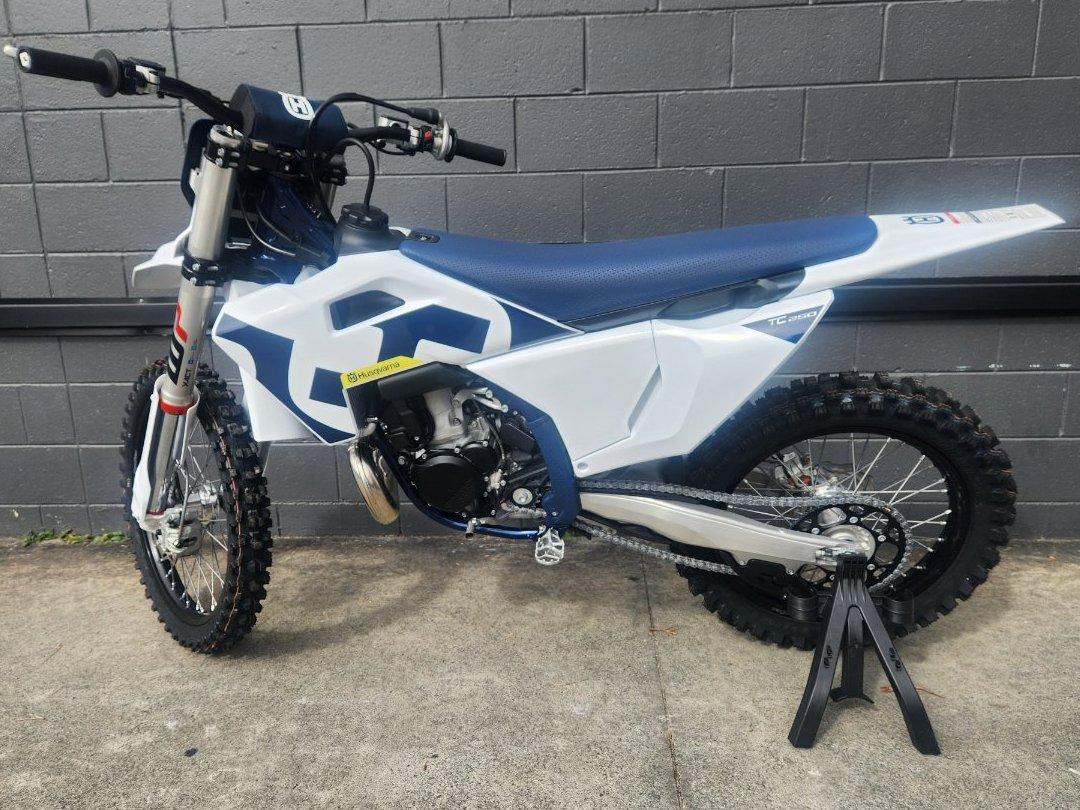 2026 HUSQVARNA FC250 MOTOCROSS