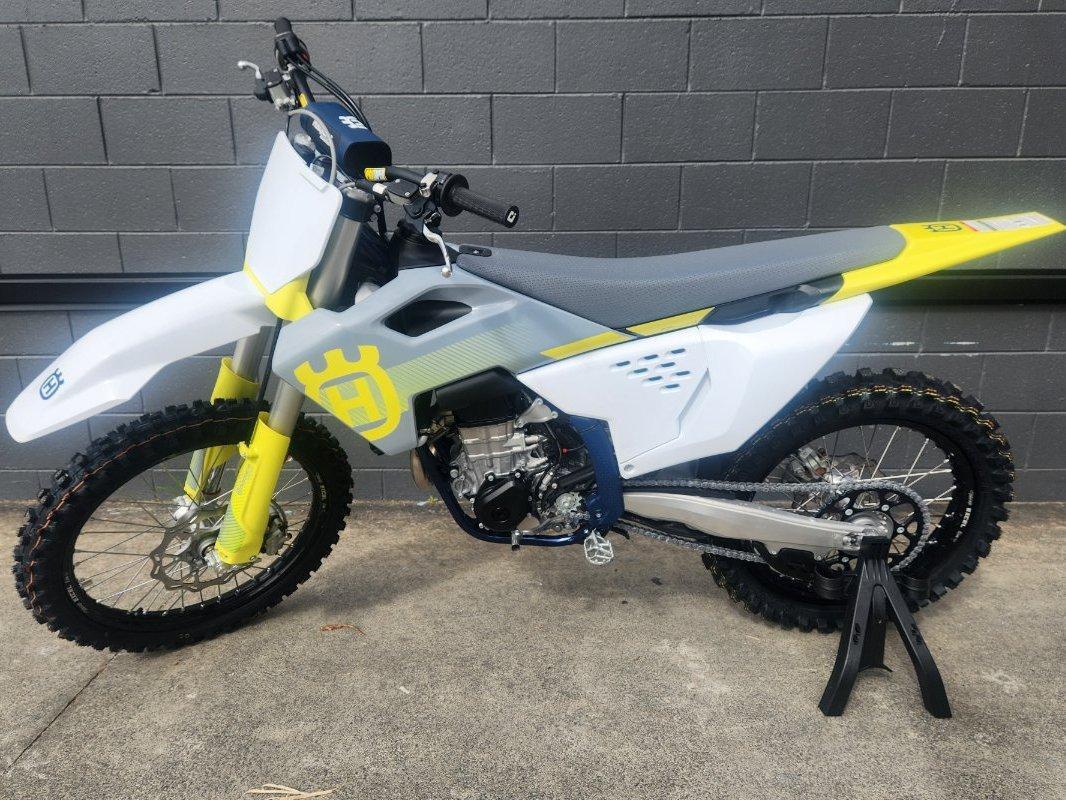 2026 HUSQVARNA FC450 MOTOCROSS