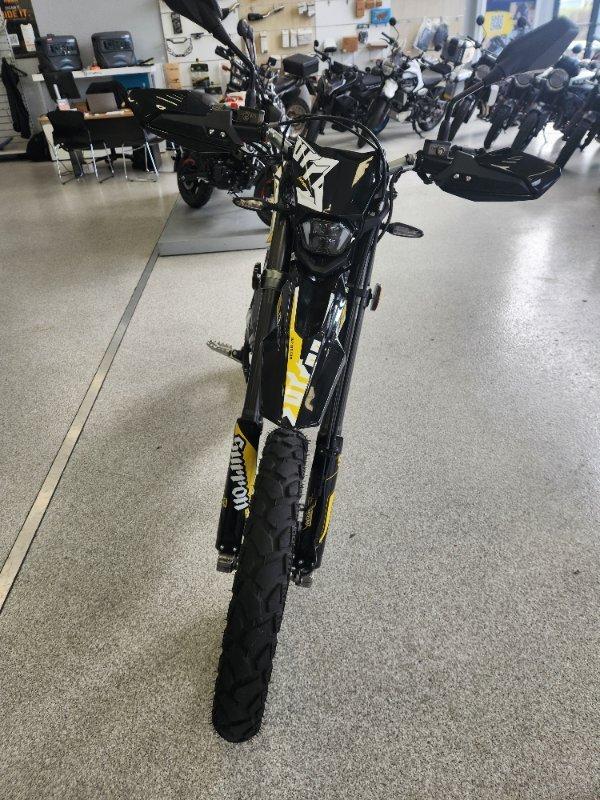 2025 SUR-RON ULTRA BEE R TRAIL