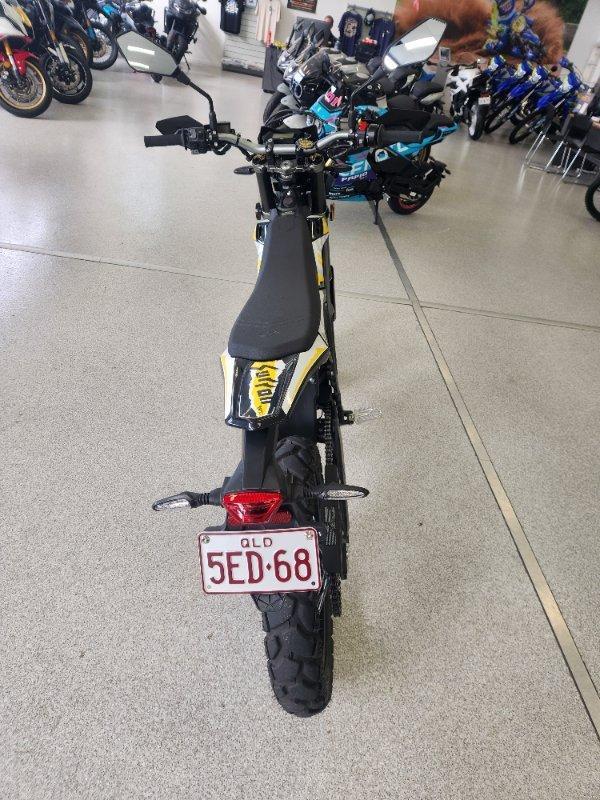 2025 SUR-RON ULTRA BEE R TRAIL