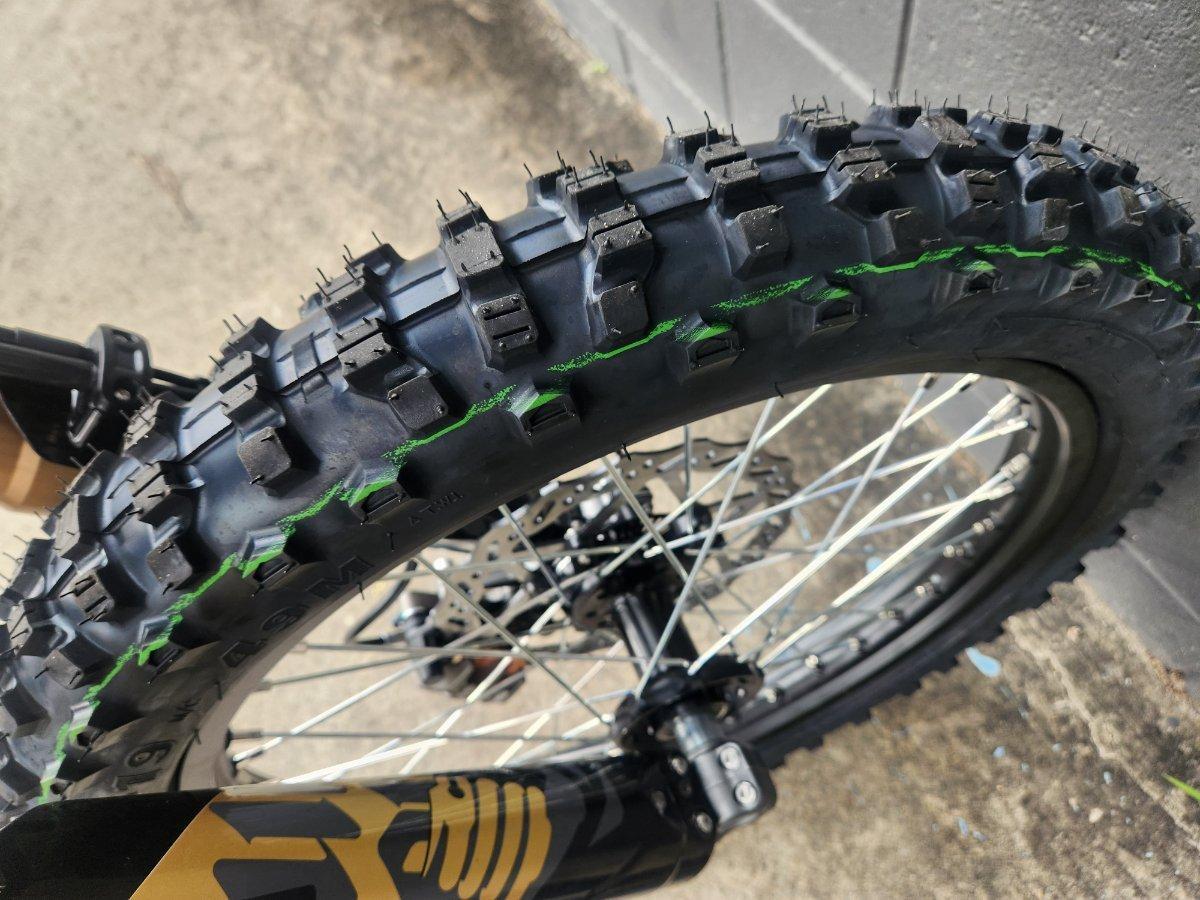 2025 SUR-RON ULTRA BEE T TRAIL