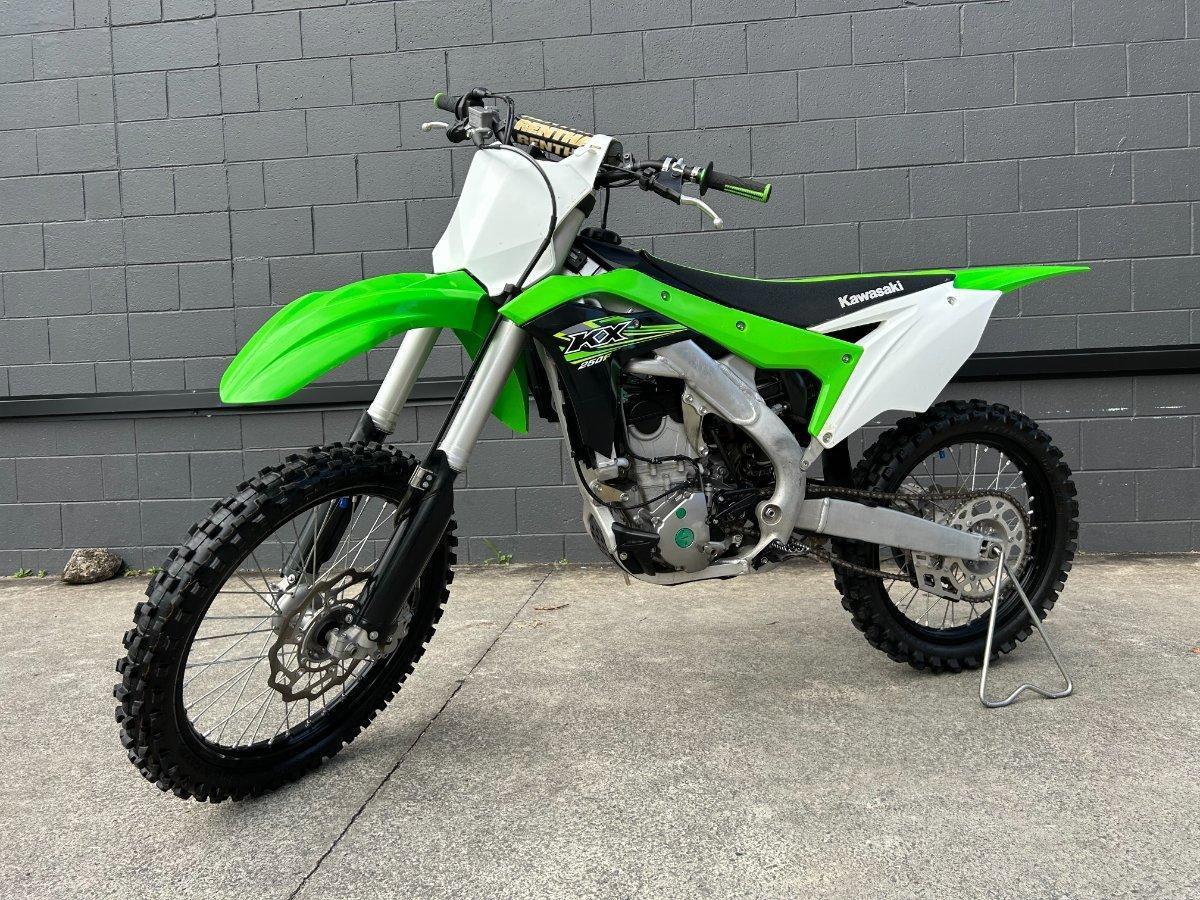 2017 KAWASAKI KX250F MOTOCROSS