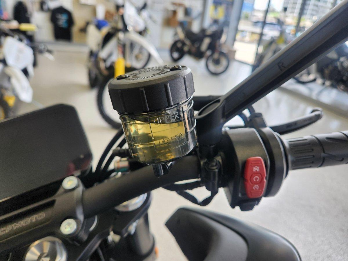 2026 CFMOTO 450 NK ROAD