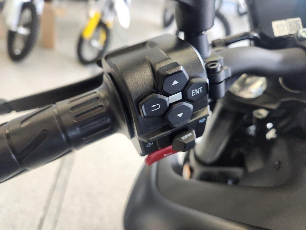 2026 CFMOTO 450 NK ROAD