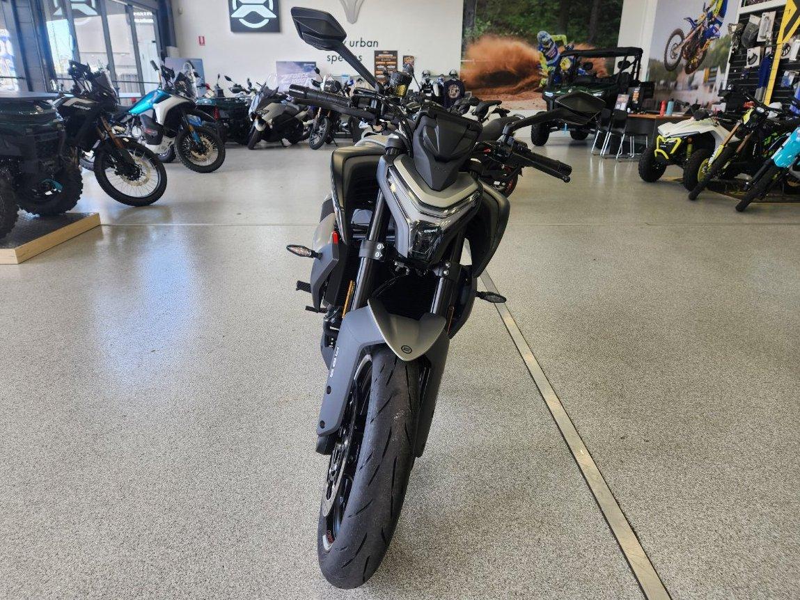 2026 CFMOTO 450 NK ROAD