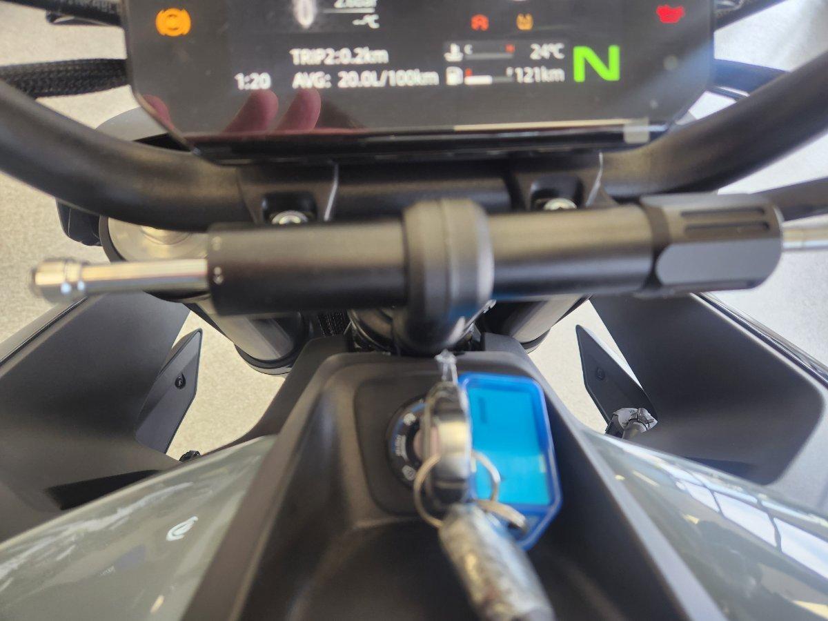 2026 CFMOTO 675 NK ROAD