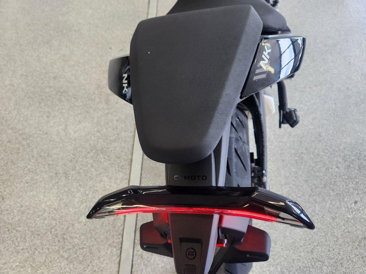 2026 CFMOTO 675 NK ROAD