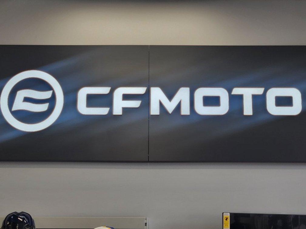 2026 CFMOTO 675 NK ROAD