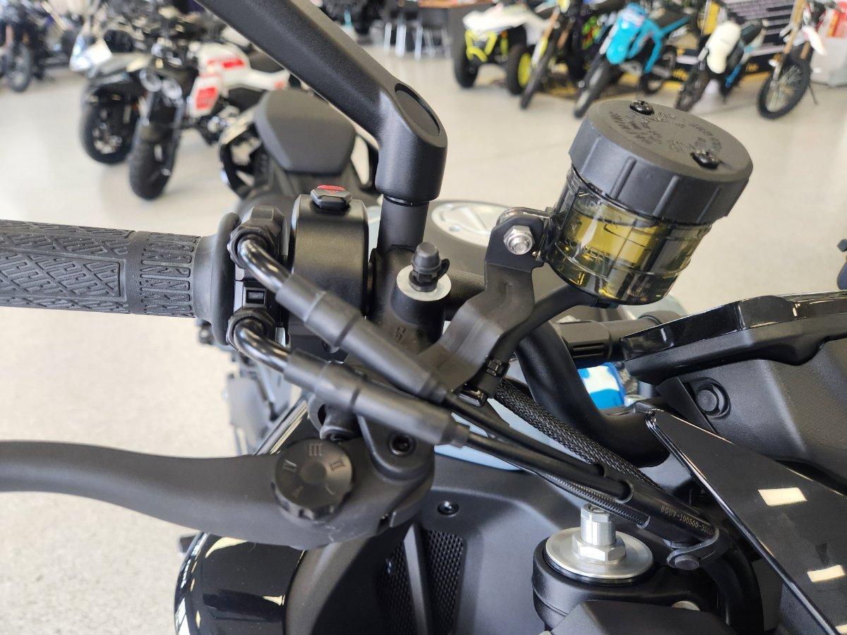 2026 CFMOTO 675 NK ROAD