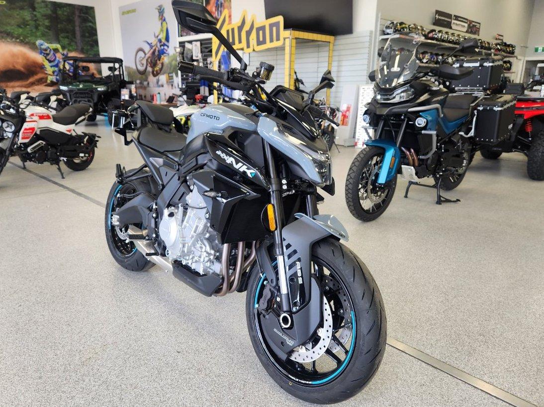 2026 CFMOTO 675 NK ROAD
