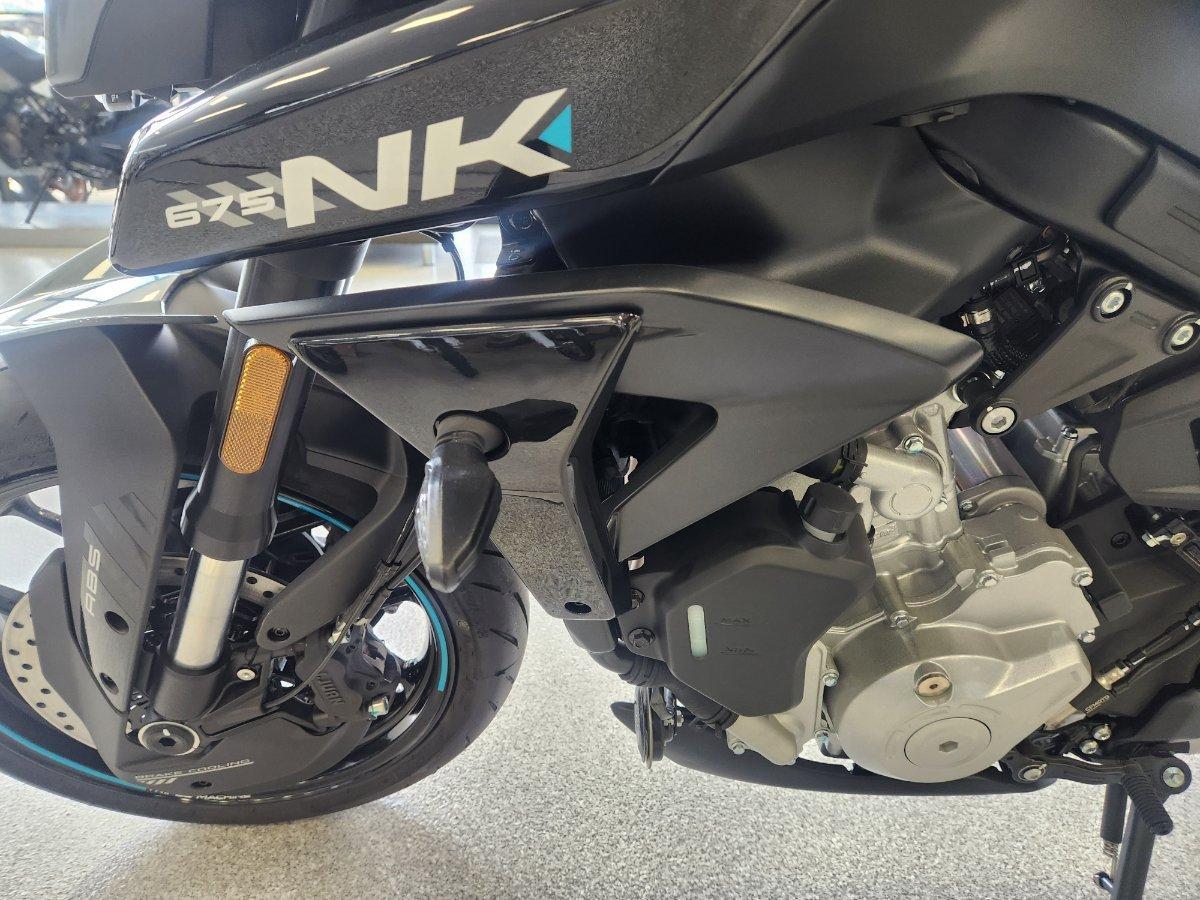 2026 CFMOTO 675 NK ROAD
