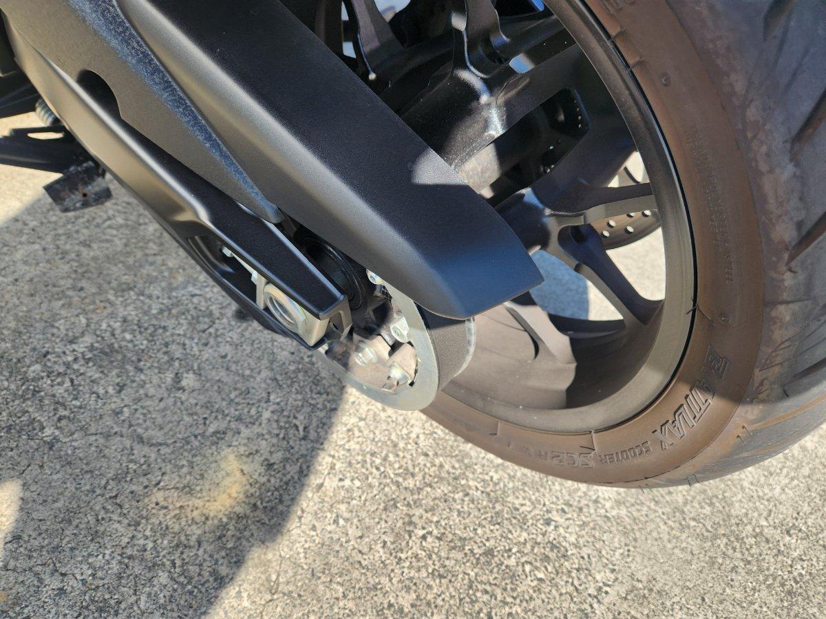 2024 YAMAHA TMAX 560 (ABS) SCOOTER
