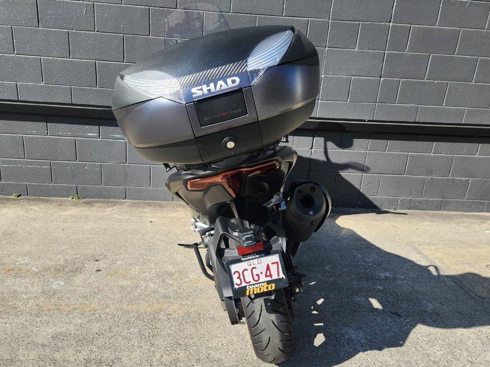 2024 YAMAHA TMAX 560 (ABS) SCOOTER
