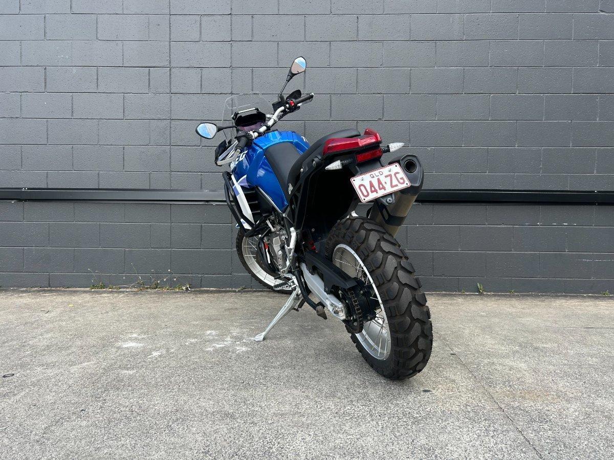 2022 APRILIA TUAREG EVOCATIVE 660 SPORTS