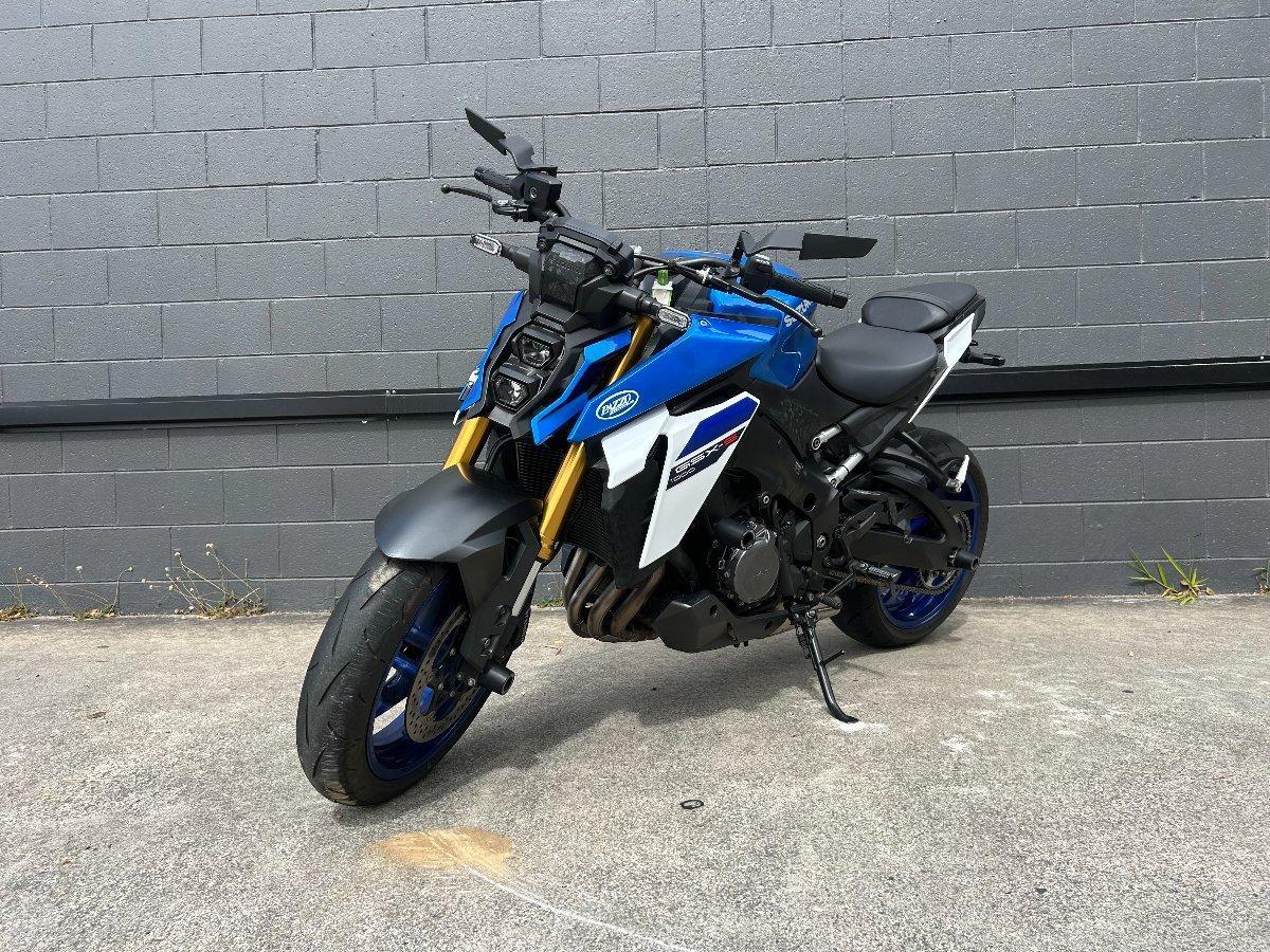 2023 SUZUKI GSX-S1000 ROAD