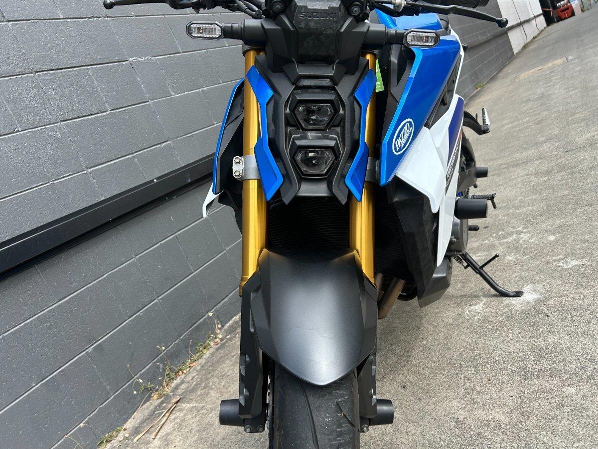 2023 SUZUKI GSX-S1000 ROAD