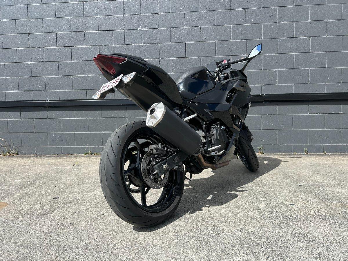 2024 KAWASAKI NINJA 400 SPORTS