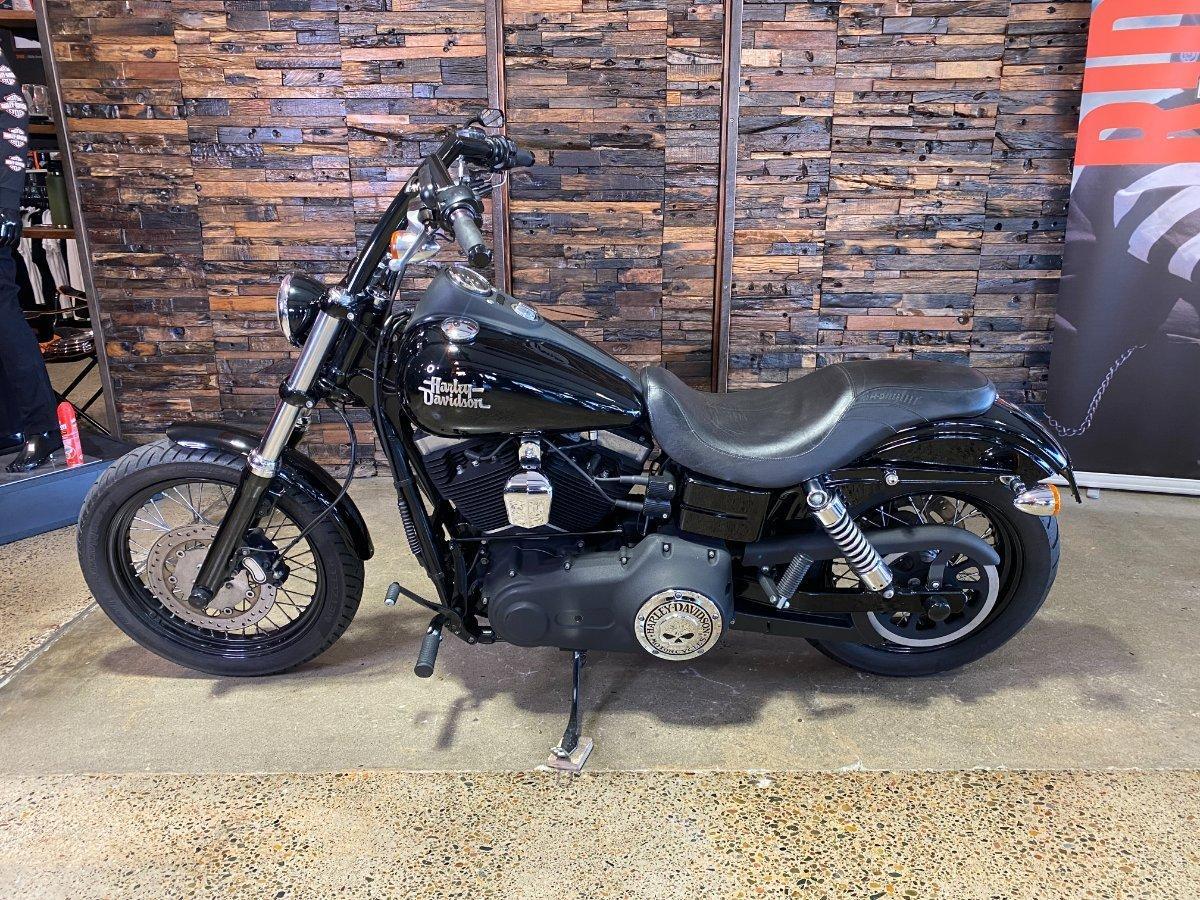 2013 HARLEY-DAVIDSON FXDB STREET BOB CRUISER