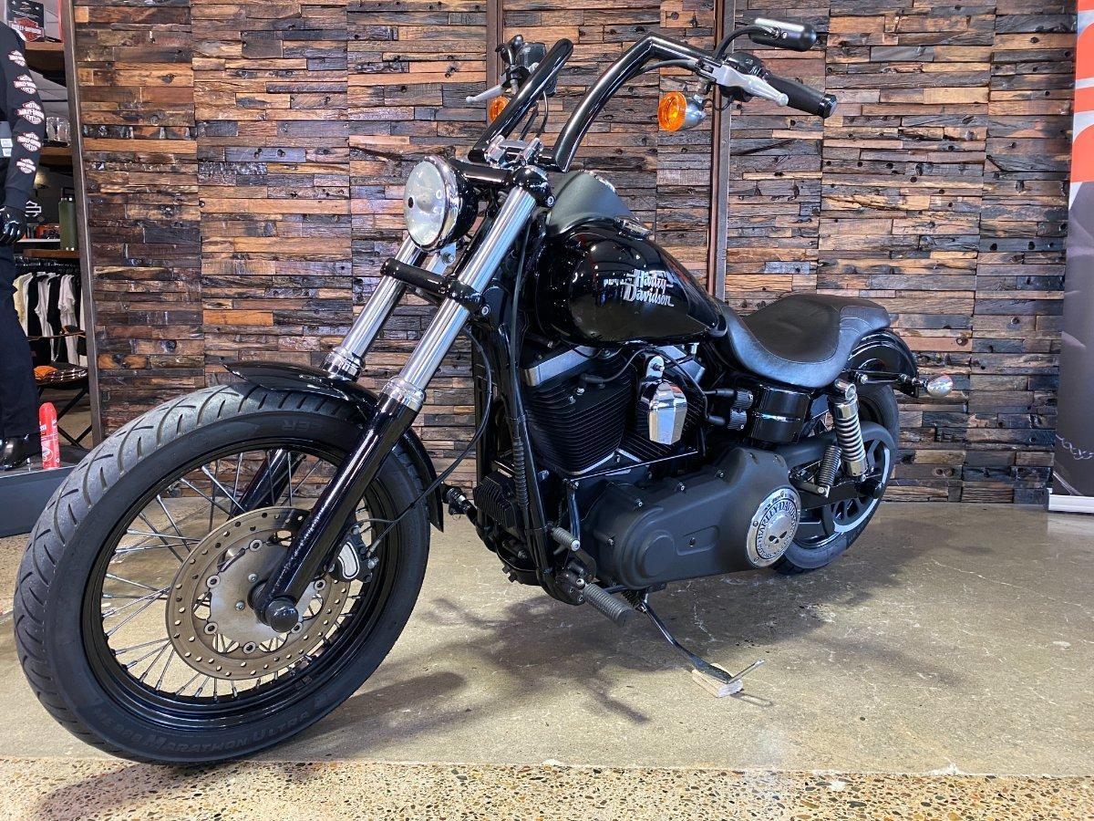 2013 HARLEY-DAVIDSON FXDB STREET BOB CRUISER